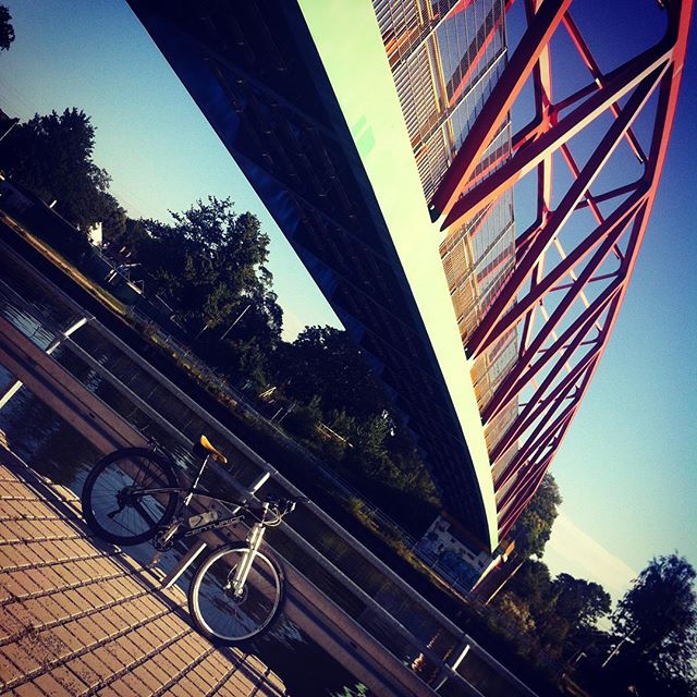 Die Brücke am Kanal. #bike #brücke #bridge #herne #kanal #ruhrpott #ig_nrw #ig_ruhrgebiet #instadailey #sommersonneruhrpott
